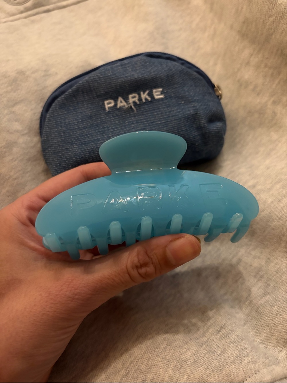 NWT: PARKE Claw Clip, Sky (Turquoise)